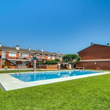 Casa de Férias Vivalidays Casa Pinell - - Costa Barcelona Palafolls